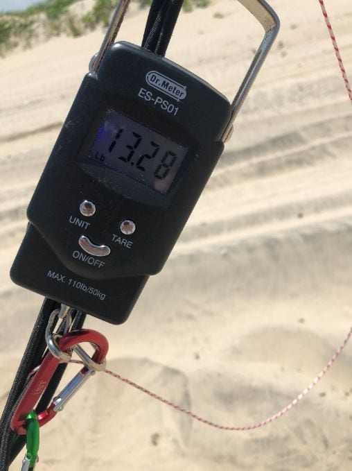 Flying Kites in South Padre - Load Meter measuring Kite Pull